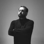 آرمان گرشاسبی